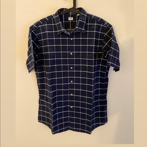 Uniqlo Short Sleeve Shirt